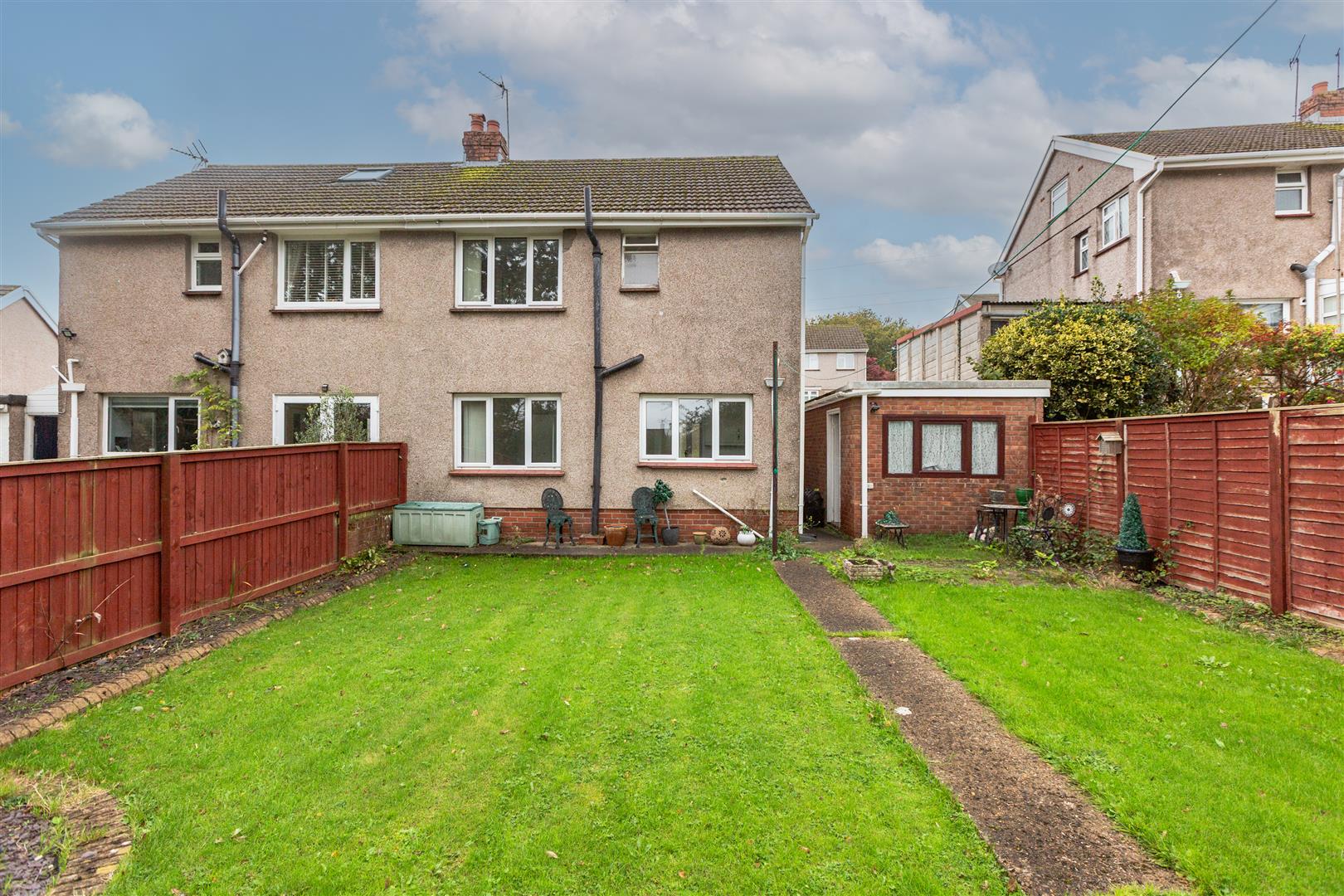 Priors Way, Dunvant, Swansea, SA2 7UJ